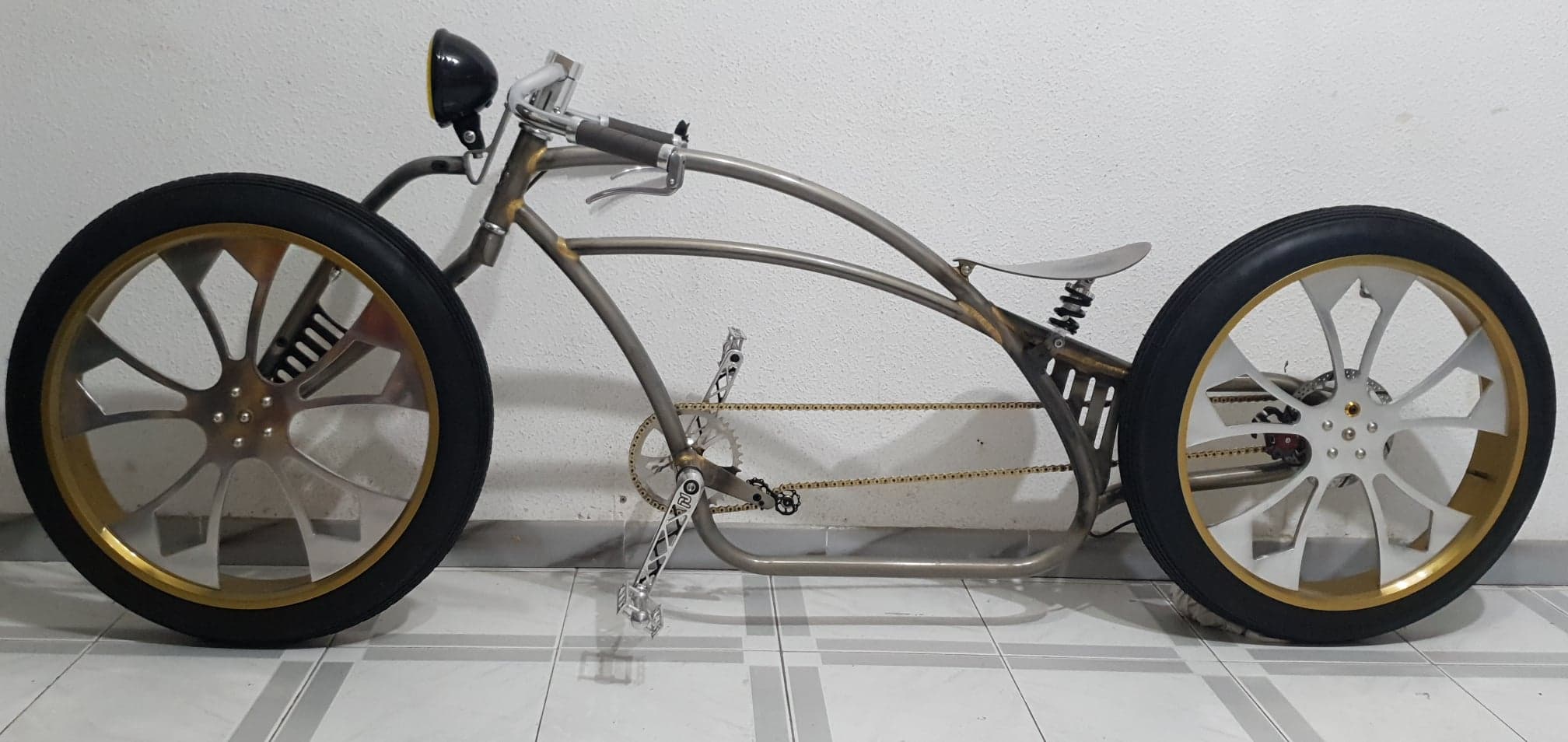 La nueva bicicleta de Cesar